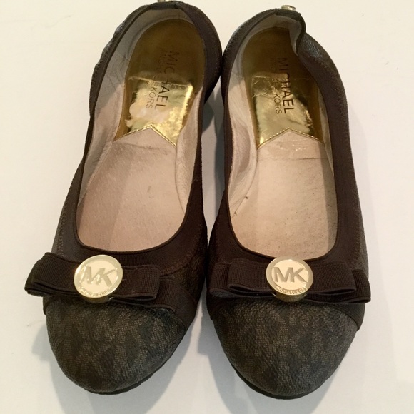 michael kors signature flats